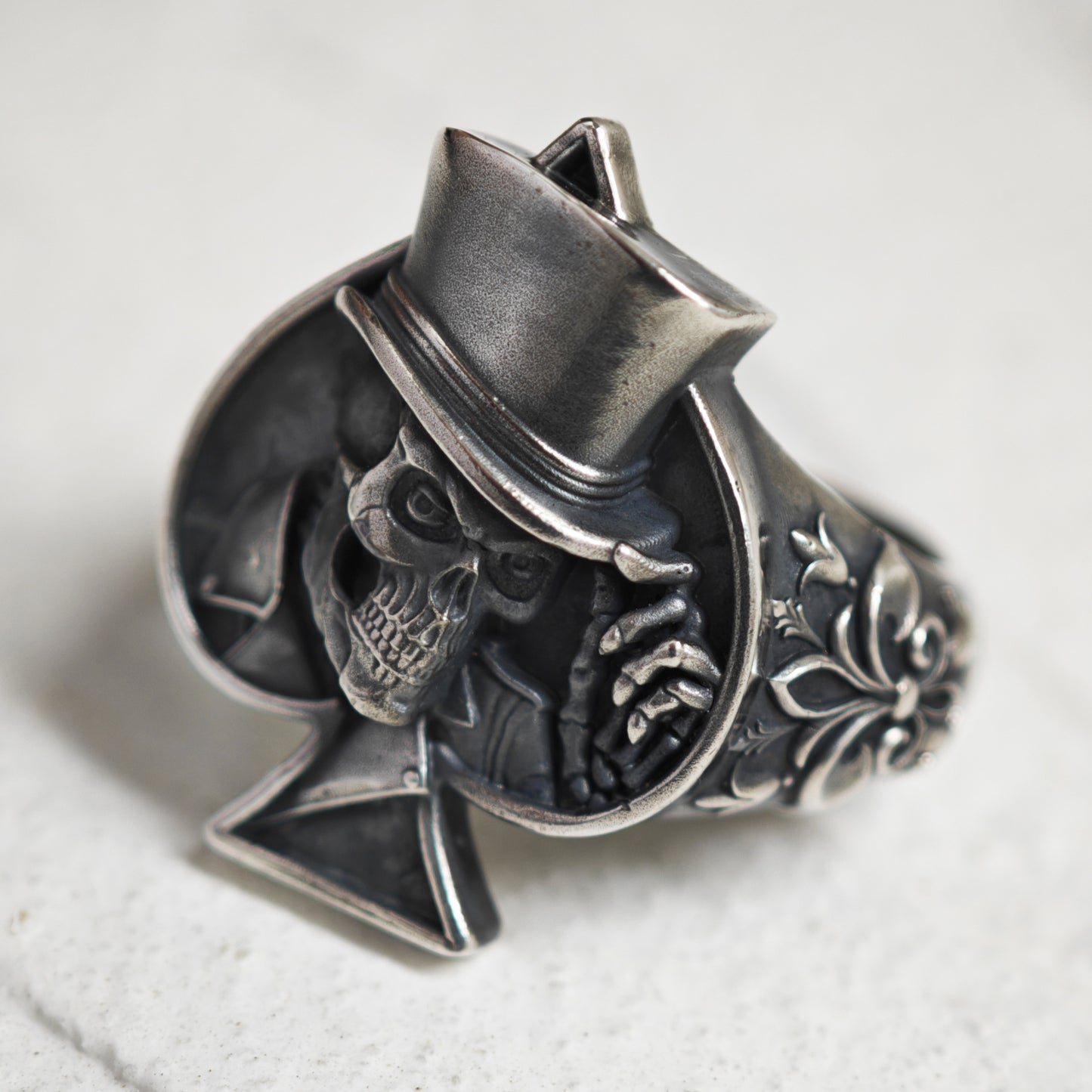 Spade Magician Skull Ring