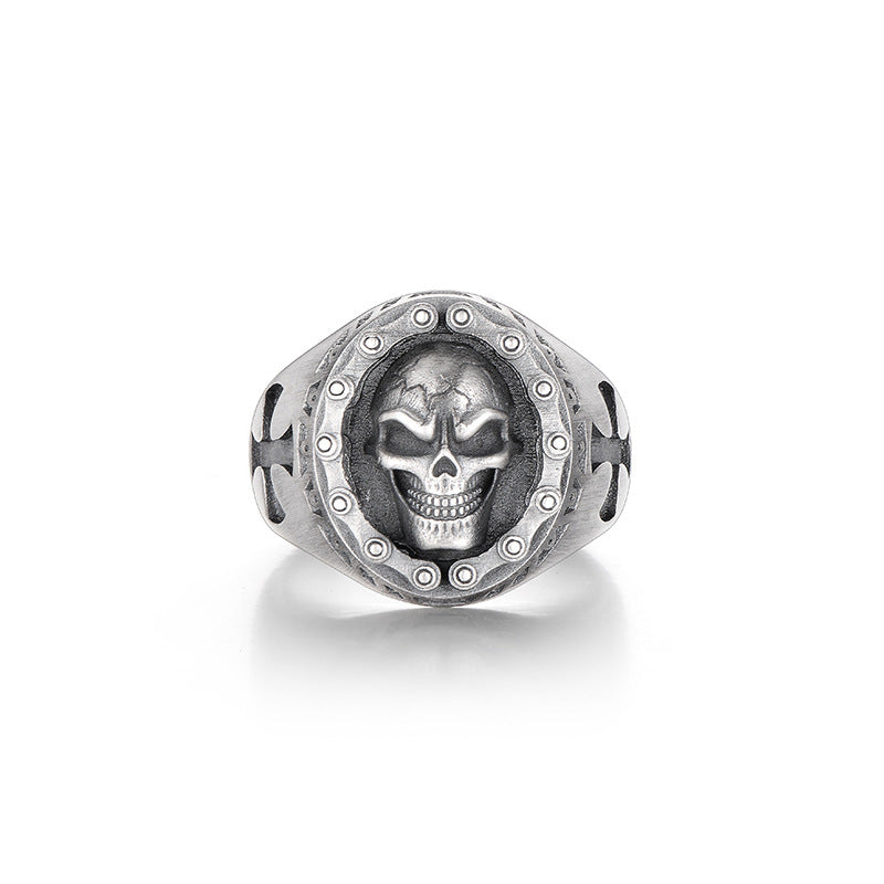 Chain skull ring