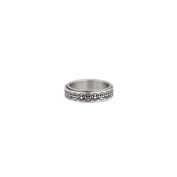 Rotatable smiley face ring