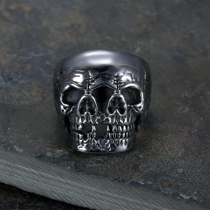 Twin-Skull Ring with Fracture Detail