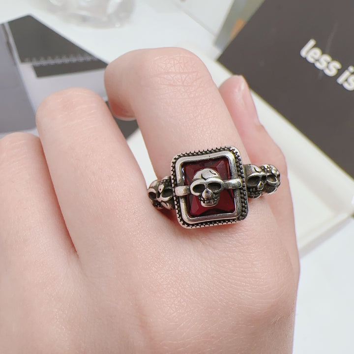 Multi-skull square diamond open ring