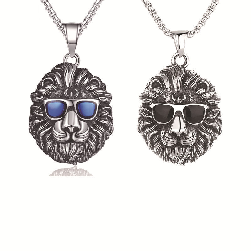 Lion necklace with sunglasses