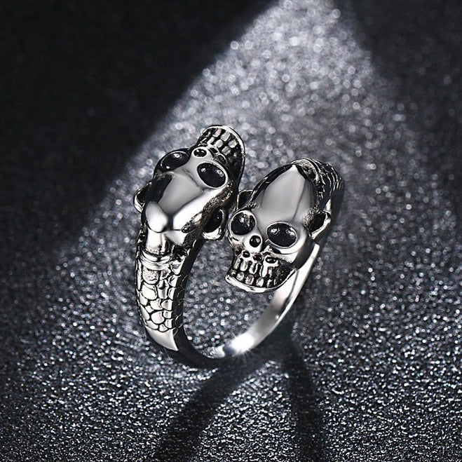 Double Skull Ring
