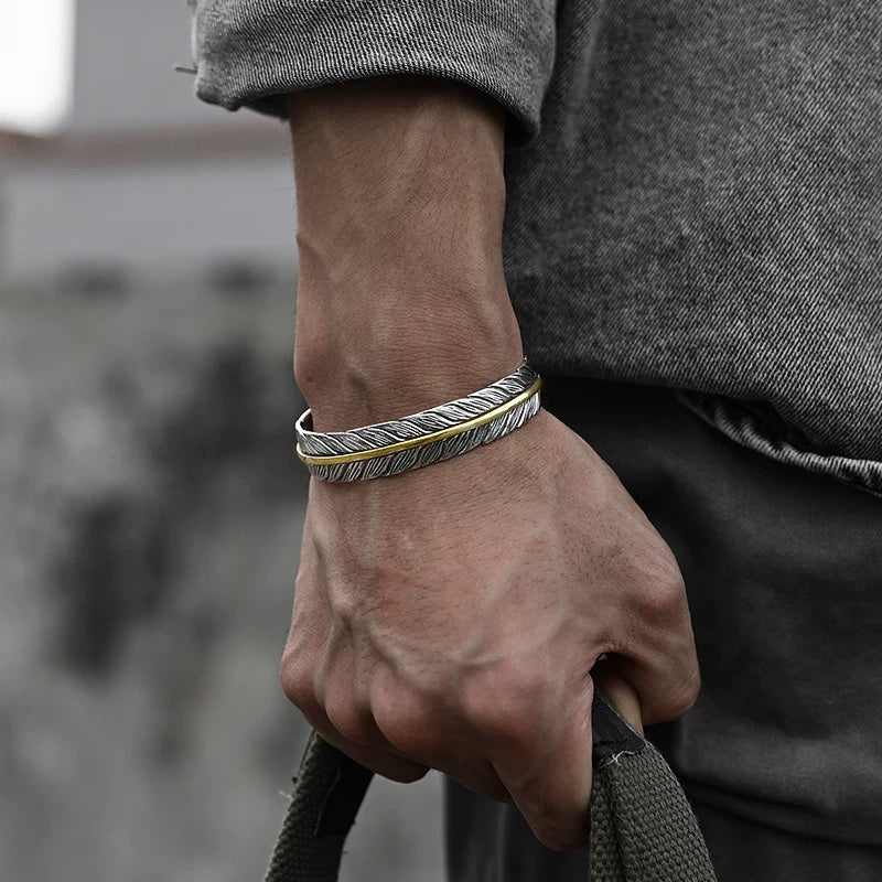 Printed feather bracelet