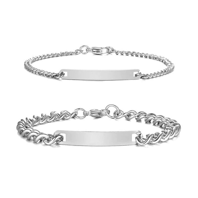 Customized nameplate bracelet