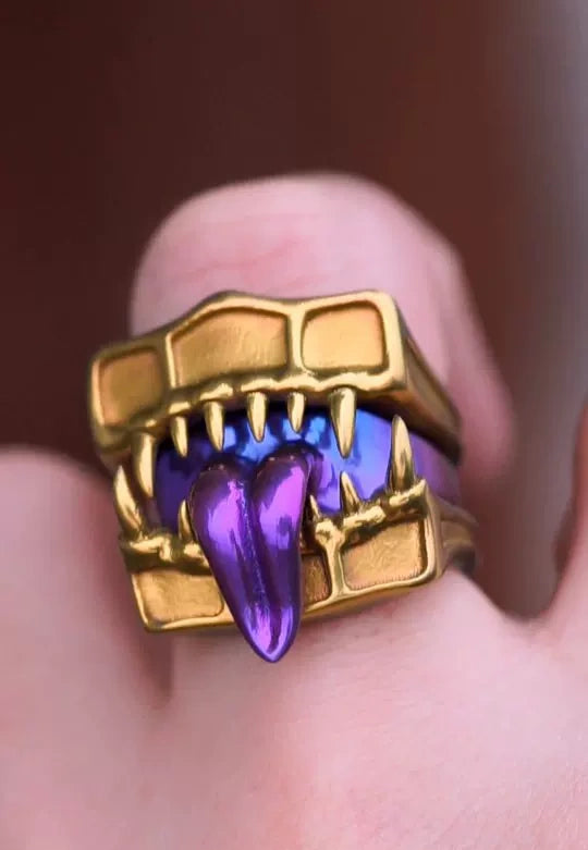 Venom Fang Ring