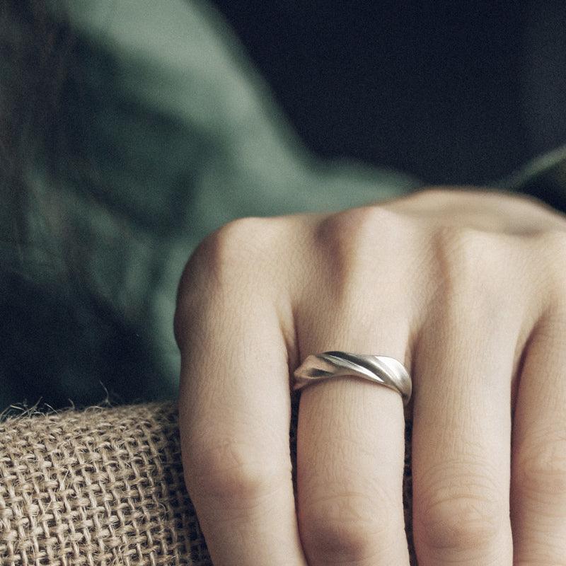 925 Silver Twisted Matte Retro Ring