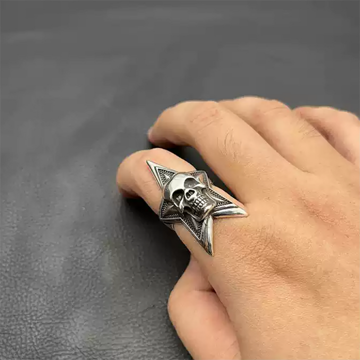 Giant Skull Pentagram Ring