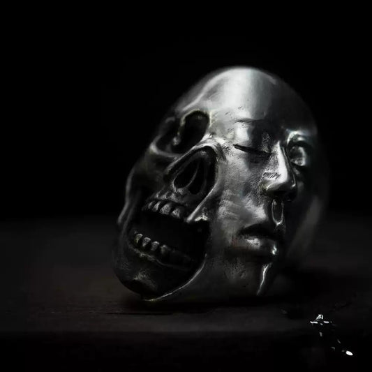 "Painted Skin" skull ring