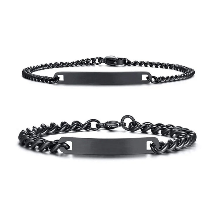 Customized nameplate bracelet