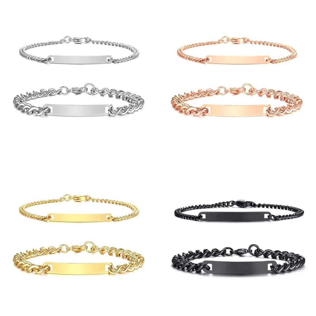 Customized nameplate bracelet