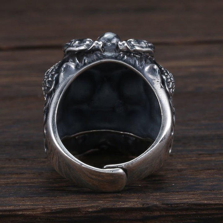 Dragon pattern skull ring