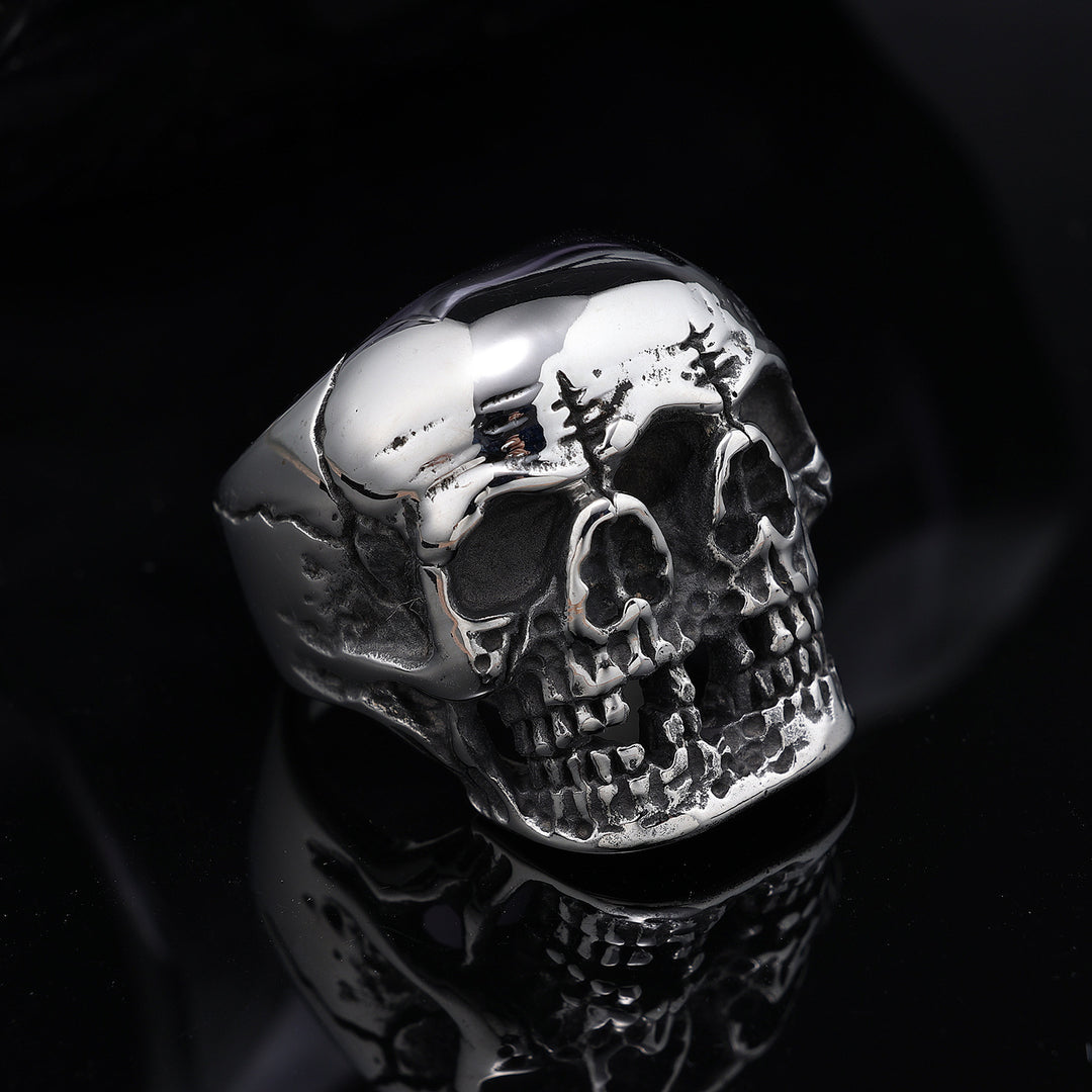 Twin-Skull Ring with Fracture Detail