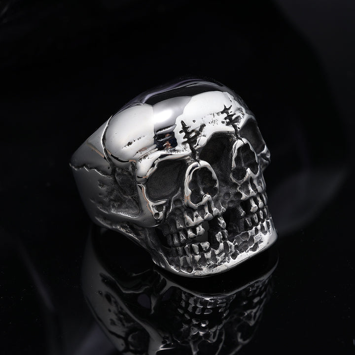 Twin-Skull Ring with Fracture Detail