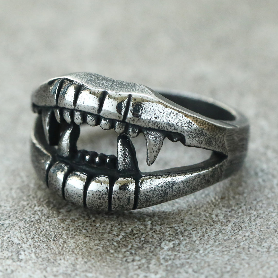 Vampire Fang Ring