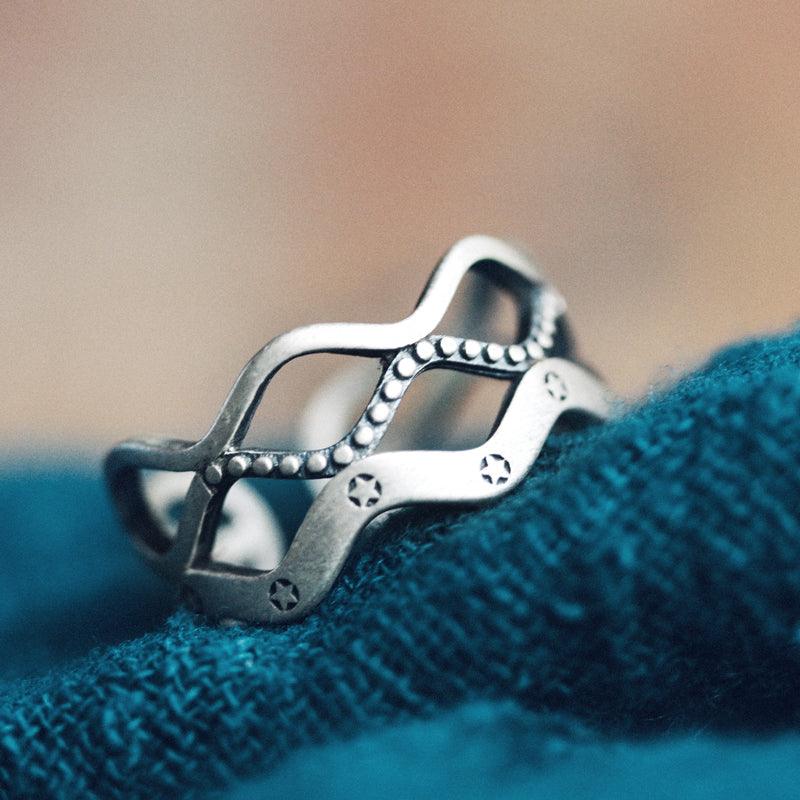 925 Sterling Silver Star Vintage Simple Line Waves Ring