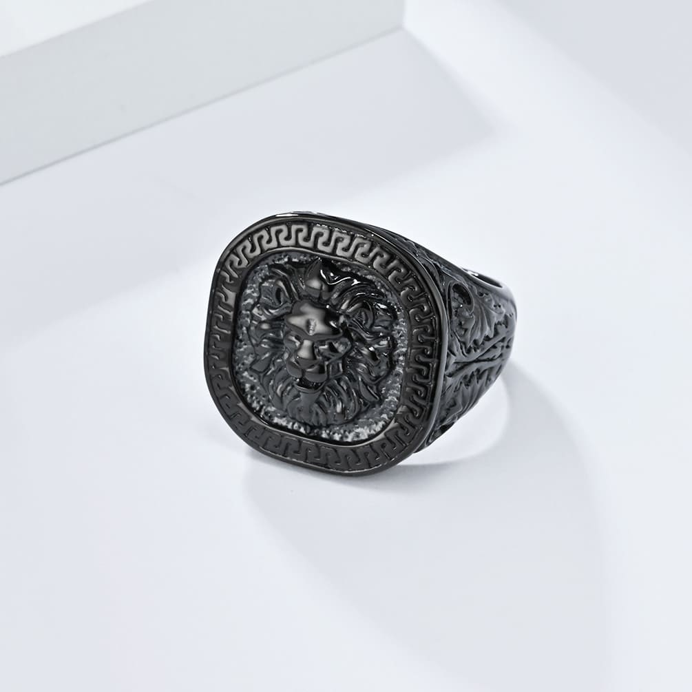 Vintage lion ring