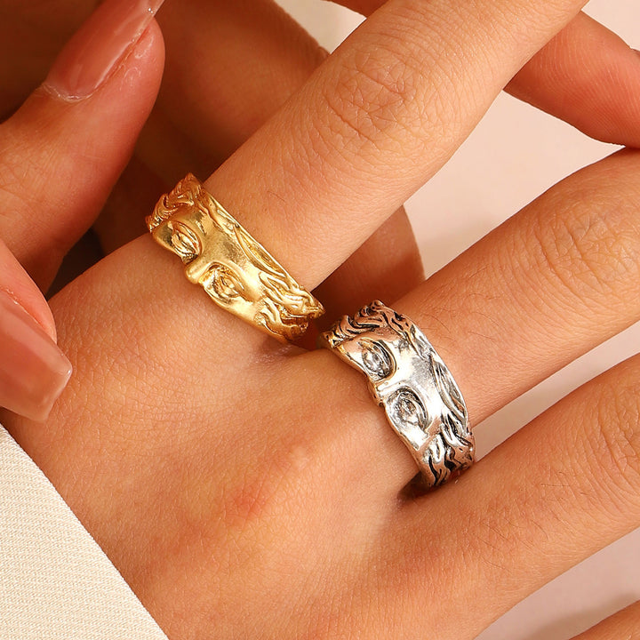 Half face ring