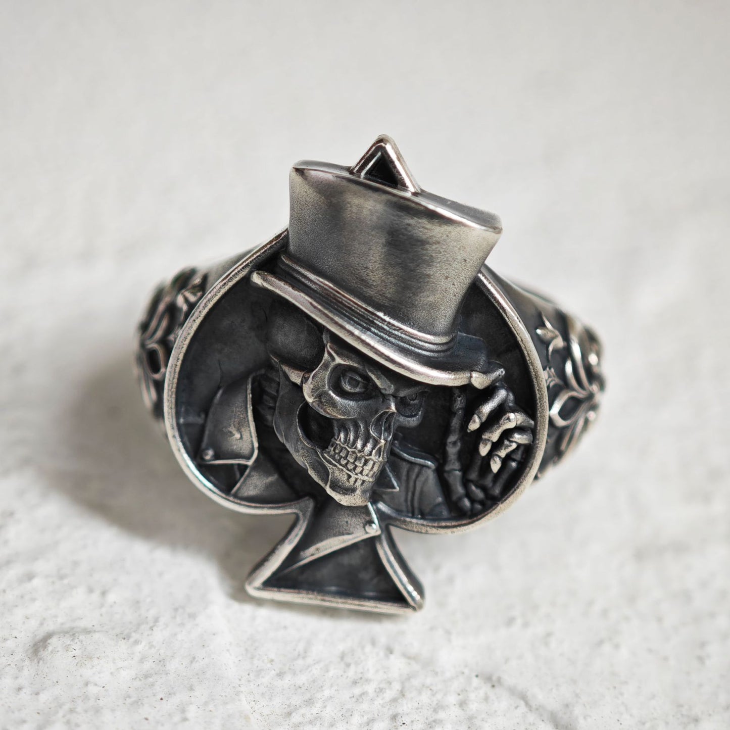 Spade Magician Skull Ring