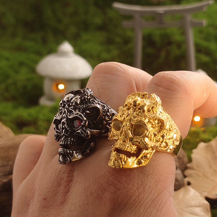 Dragon pattern skull ring
