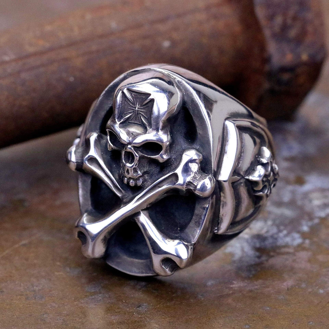Pirate Skull and Cross Ring