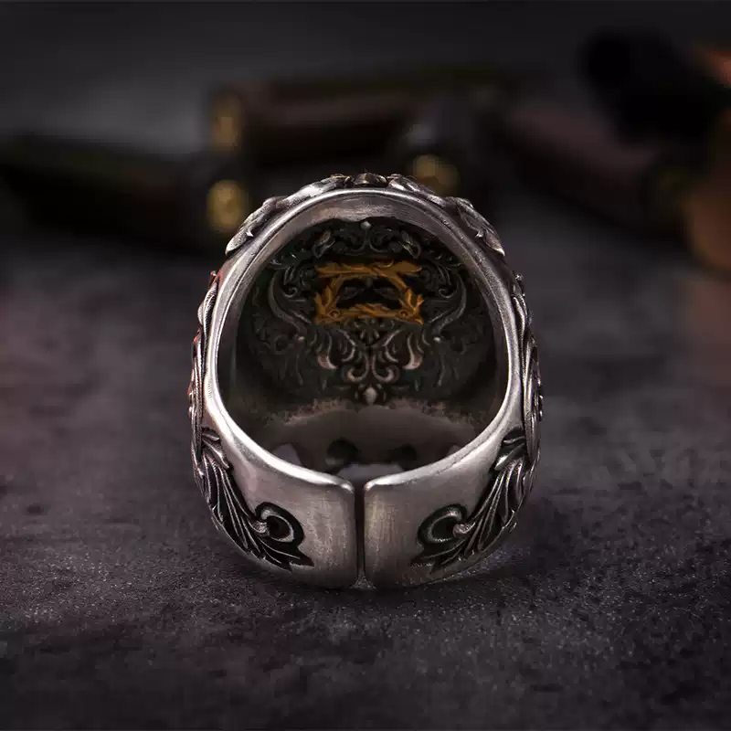 Ruby Skull Ring