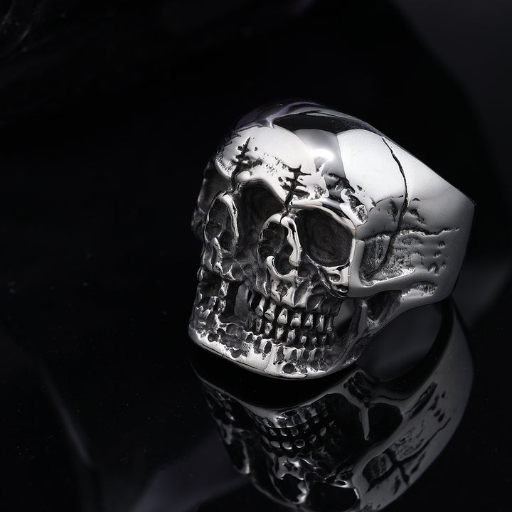 Twin-Skull Ring with Fracture Detail
