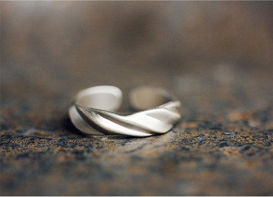 925 Silver Twisted Matte Retro Ring