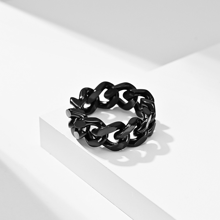 Bold Curb Chain Link Statement Band Ring