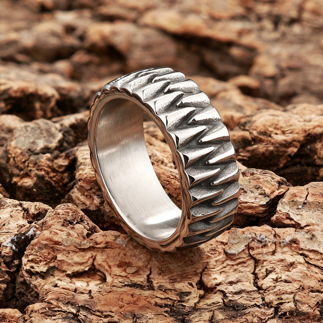 Antique Finish Gear Sculpted Ring