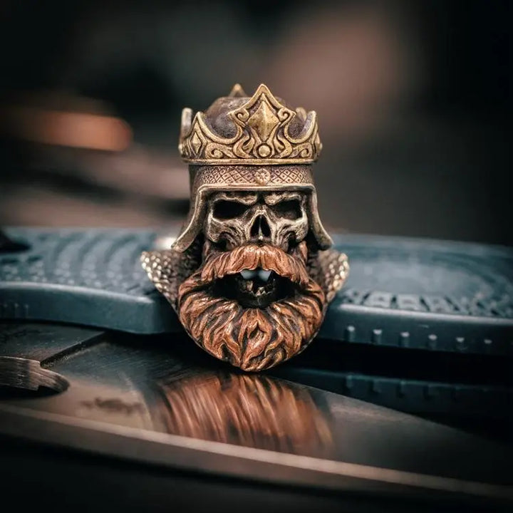 King skull accessories