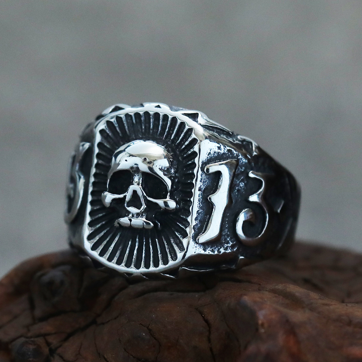 Punk Skull Symbol Biker Statement Ring