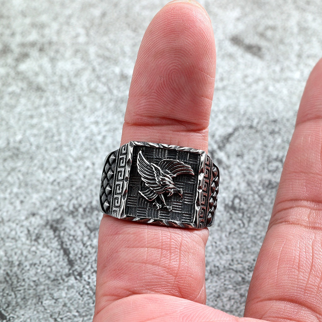 Retro Flying Eagle Biker Statement Signet Ring
