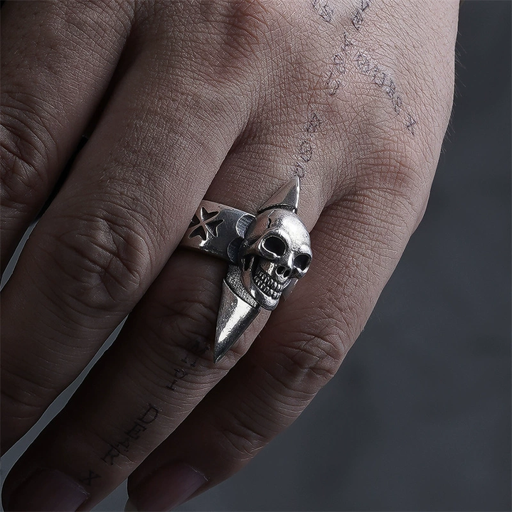 Retro Spiked Skull Motorcycle Style Ring